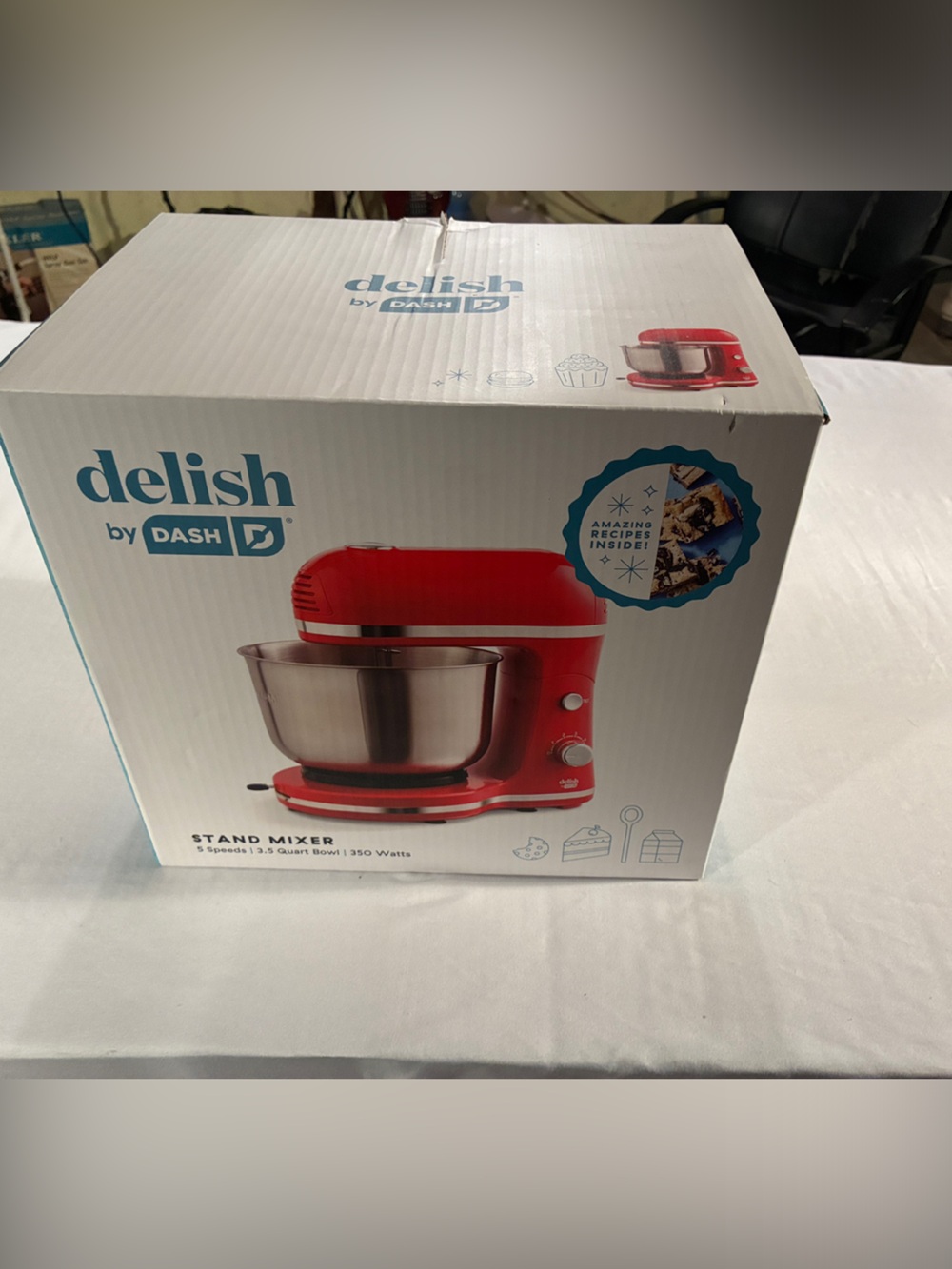 Red Stand Mixer with Stainless Steel Bowl